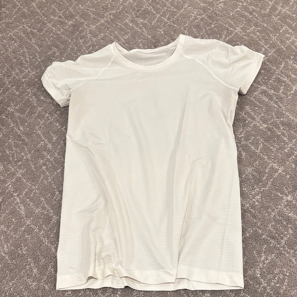 Lululemon White Short Sleeve T-Shirt